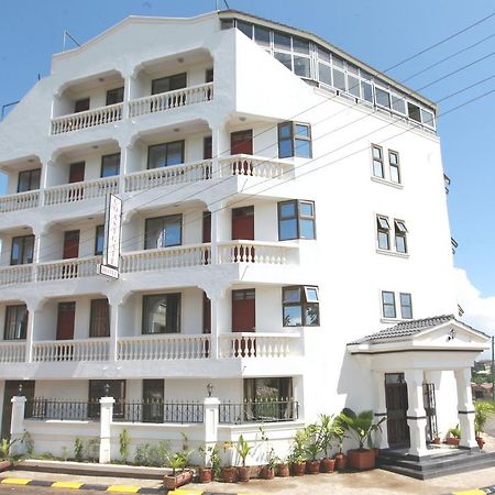 Coastgate Hotel Момбаса Экстерьер фото